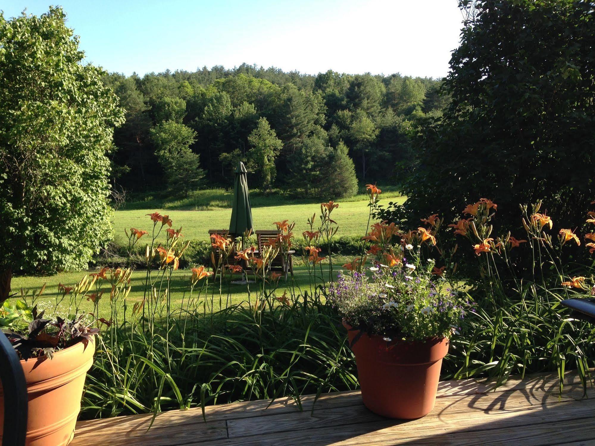 Woodbridge Inn Bed & Breakfast Woodstock Buitenkant foto